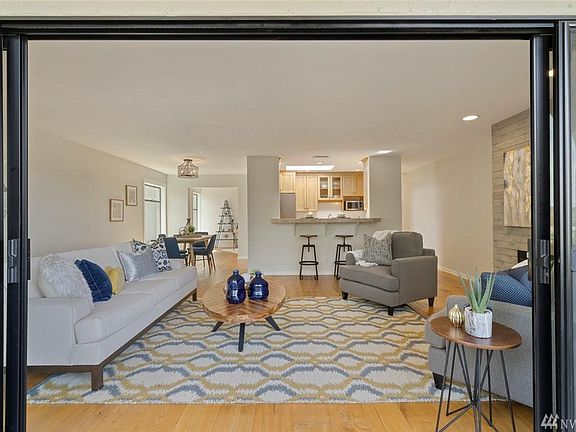 3rd image of 2929 76th Ave SE APT 512D