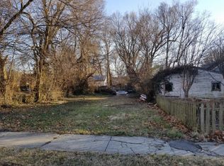 910 E Dale St, Springfield, MO 65803