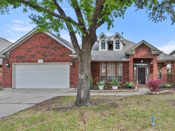 2809 Flint Rock Dr, Fort Worth, TX 76131