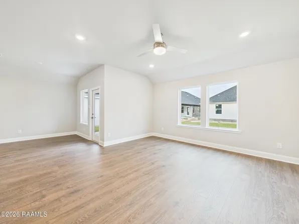 123 Yonkers Dr, Lafayette, LA 70507