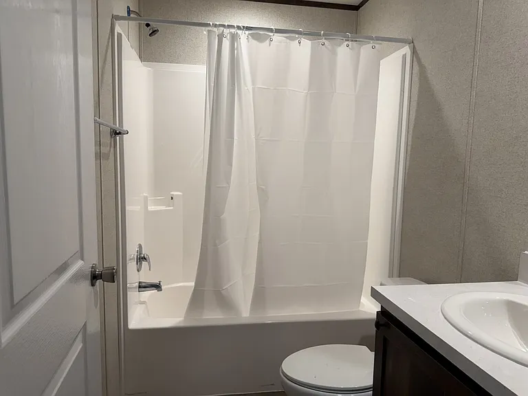 400 Wonderland Dr — Photo 5