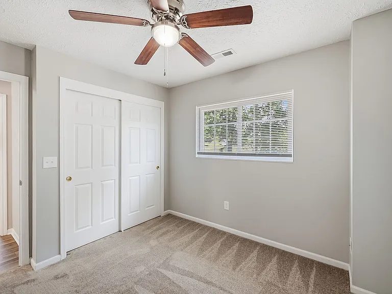 1407 Missouri Ave — Photo 7