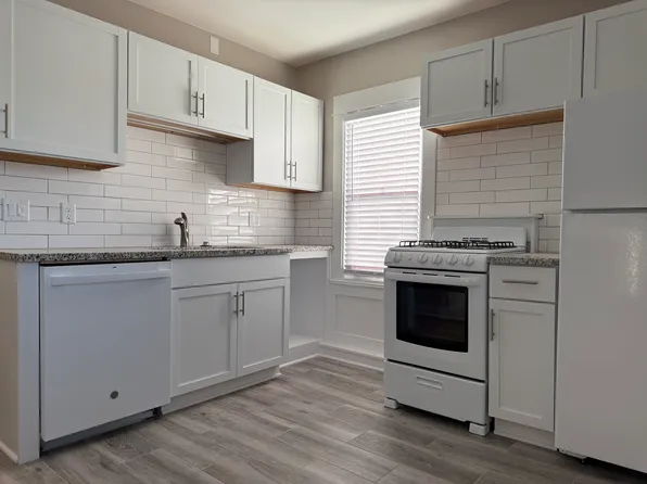 4928 Webster St APT 2, Omaha, NE 68132