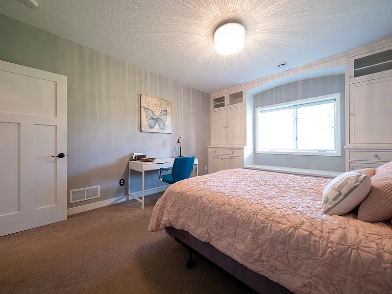 6531 Century Ln — Photo 24