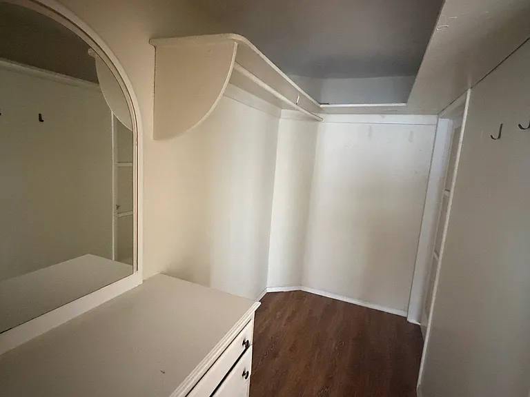 1405 E Ocean Blvd #17 — Photo 7