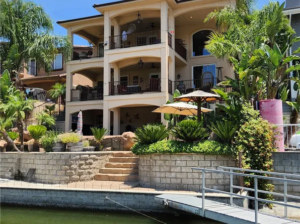 30295 Little Harbor Dr, Canyon Lake, CA 92587