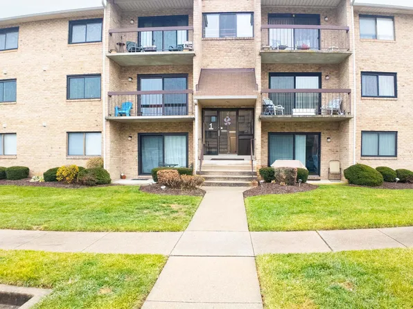 1 Summit Hill Ct APT A3, Baltimore, MD 21228