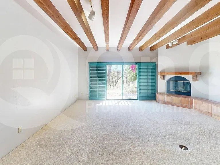3663 W Placita Del Correcaminos — Photo 9