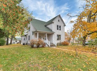 903 Fremont St, Algoma, WI 54201