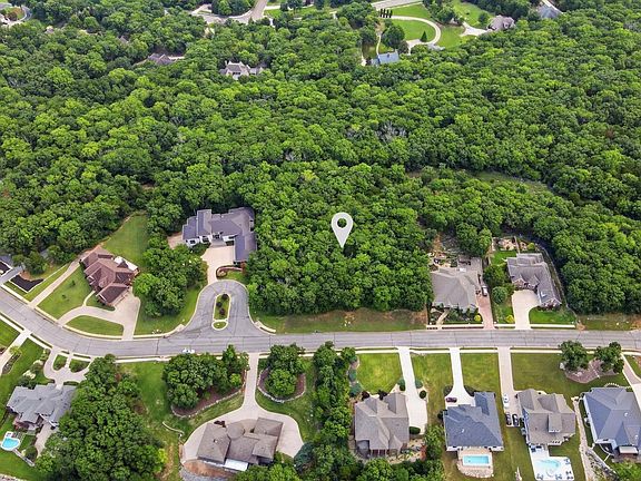 2nd image of 4039 Hawks Way NE