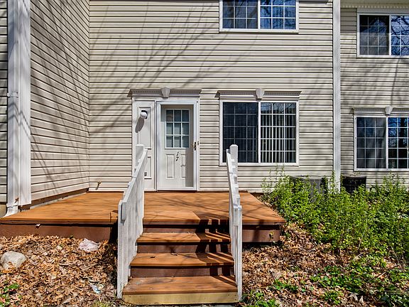 2nd image of 17 N Macgillis Dr