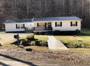 211 Pickle Bean Holw, Ransom, KY 41558