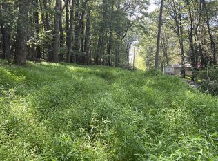 Santa Fe Trl, Oakland, MD 21550