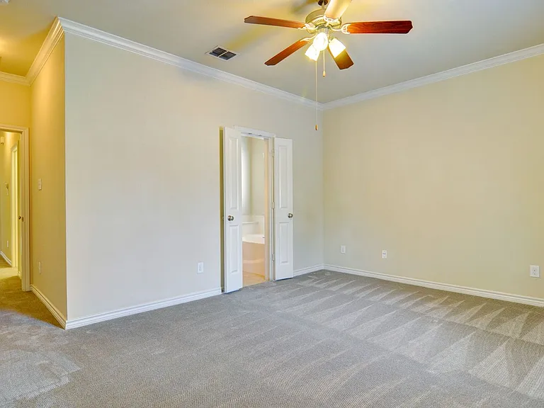 3409 Hamilton Ave — Photo 16