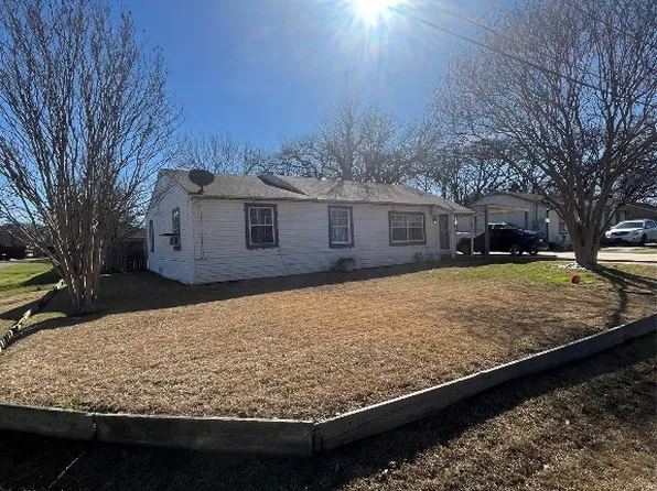 9036 Post Oak Cir, Dallas, TX 75217