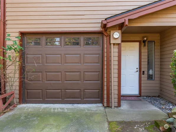 690 NW Atalanta Way #G1, Oak Harbor, WA 98277