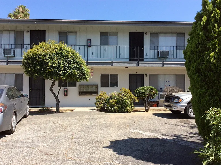 Jackson Apartments — Photo 7