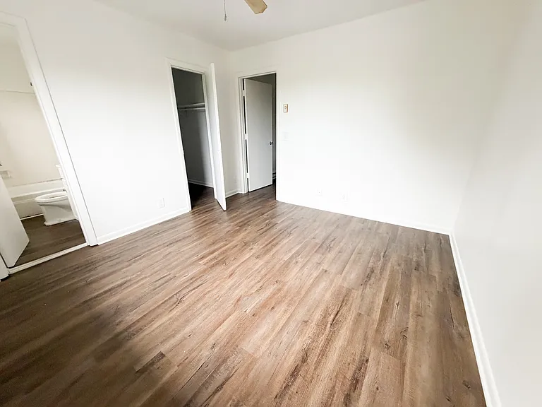 2014 Linden Ave #12 — Photo 7