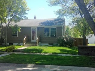 510 2nd Ave NW, Mount Vernon, IA