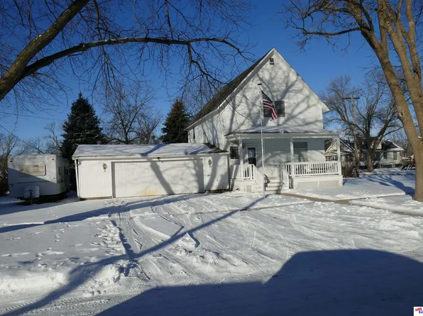 1040 Mulberry St, North Bend, NE 68649