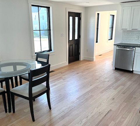 5th image of 70 Bromfield St #0