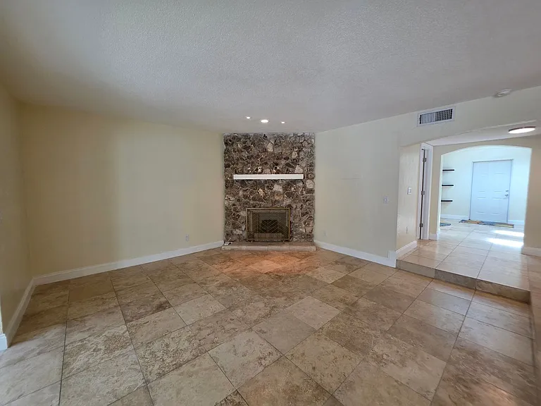 208 Pine Cone Trl — Photo 13