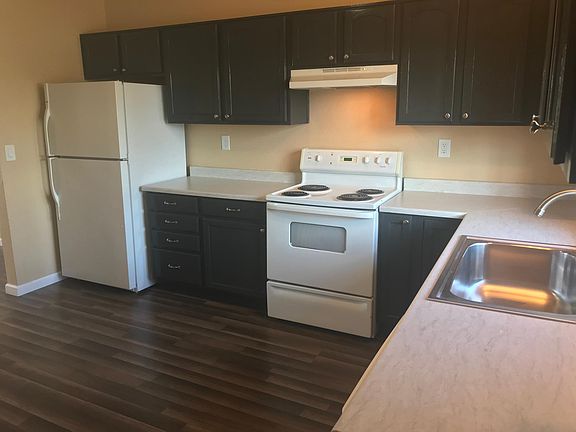 3rd image of 7883 E Addis Ave APT B