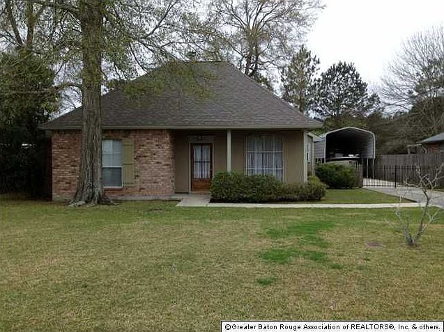 1st image of 18557 Red Oak Dr