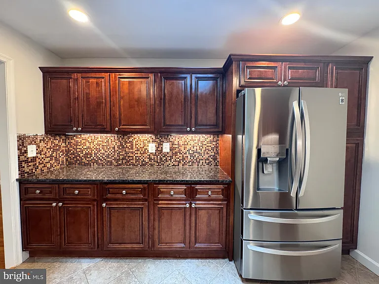 5104 Southampton Dr — Photo 12