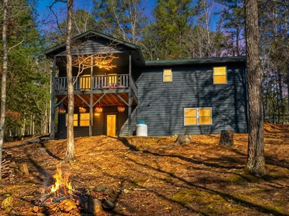 221 Sagewood Trl, Murphy, NC 28906
