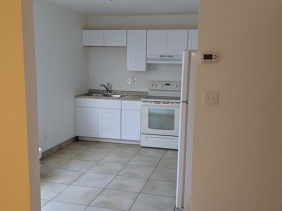 5th image of 1551 E Christy Dr APT 5