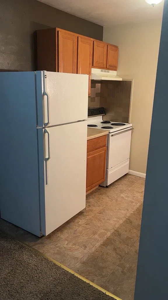 2 bed, $850 — Photo 1