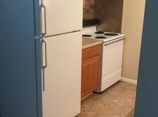 505 S Poplar St APT 10, Carbondale, IL 62901