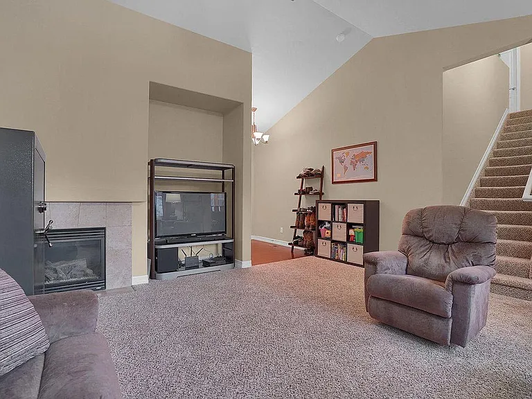 6638 Cottonwood Tree Dr — Photo 9