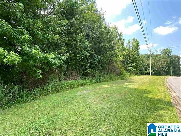 2nd image of 4016 Forest Ln #16