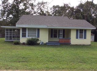 424 E 10th St, Luverne, AL 36049