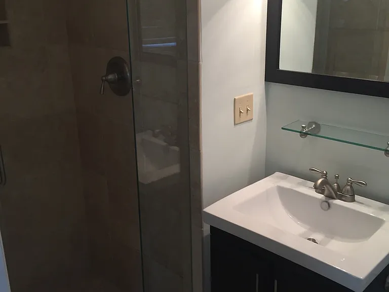 924 Neuhoff Ln — Photo 16