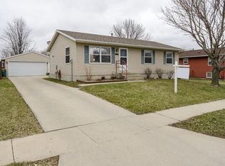 2111 51st St NW, Rochester, MN 55901