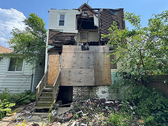 5th image of 4022 W Carroll Ave