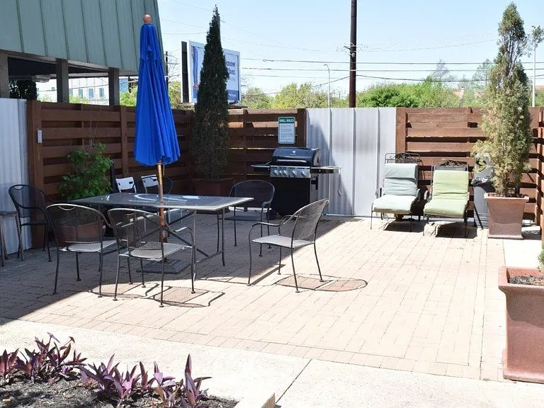 3815 Guadalupe St #207 — Photo 15