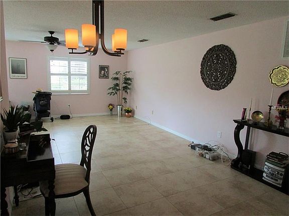 4th image of 5980 80th St N Unit 114