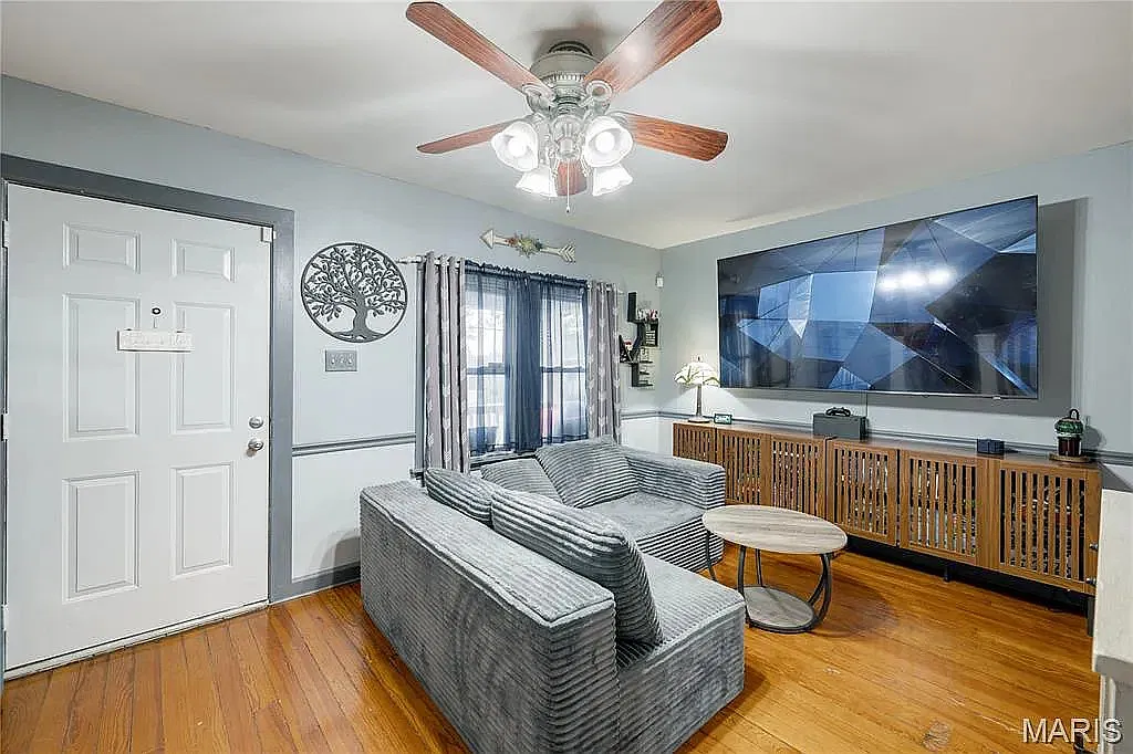 7615 Jerome Ave, Saint Louis, MO 63143 — Photo 4