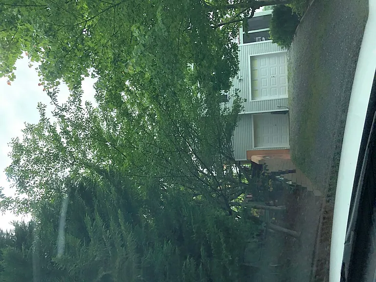 687 Anderson Rd — Photo 28