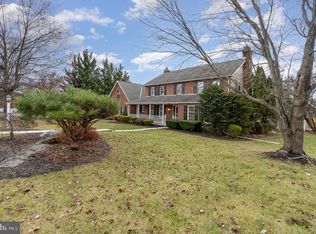 6 Stewart Dr, Carlisle, PA 17013