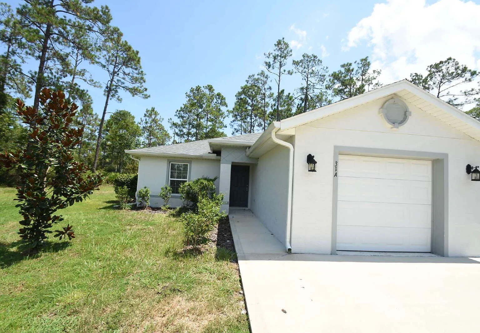 3 bed, 2.0 bath, 1215 sqft, $1,695 — Photo 1