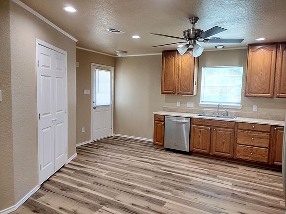 3rd image of 102 Remington Cir #Gun