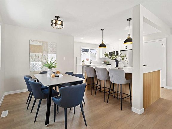 2nd image of 236 N Silverview Way NW