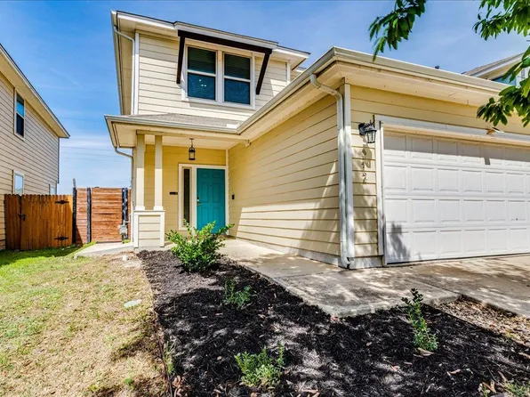 312 Triumph Rd, Buda, TX 78610