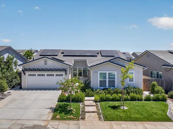 655 Huntington Ave S, Madera, CA 93636