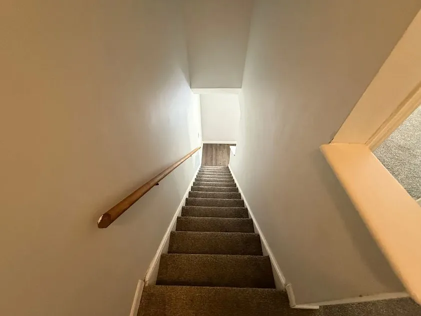 2 bed, 1.5 bath, 995 sqft, $1,095 — Photo 4